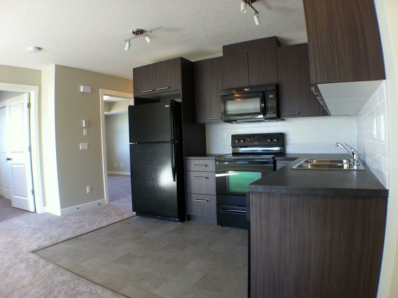 161-300 Marina Dr