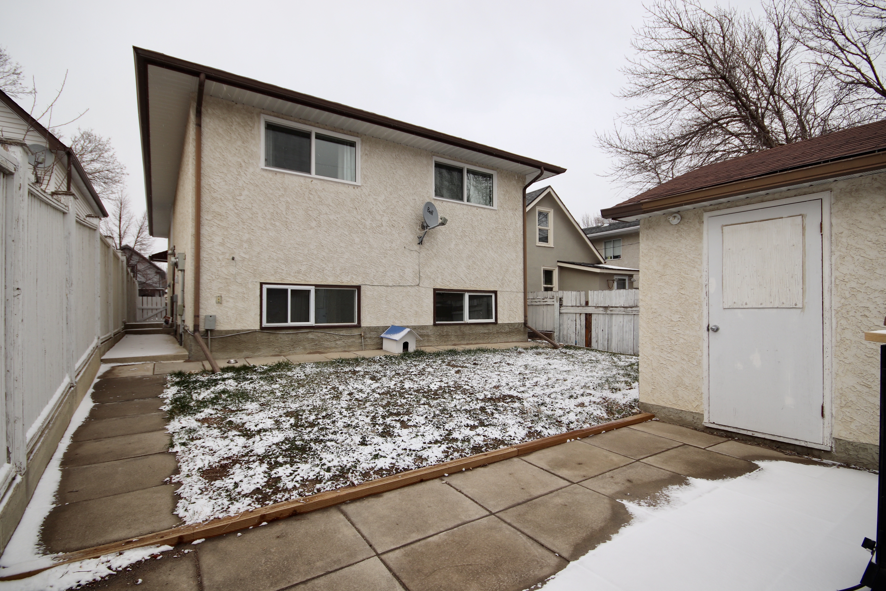 1224-B 5a Ave S