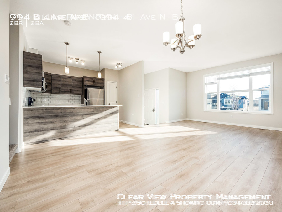 1-710 Lillian Parry Pl N
